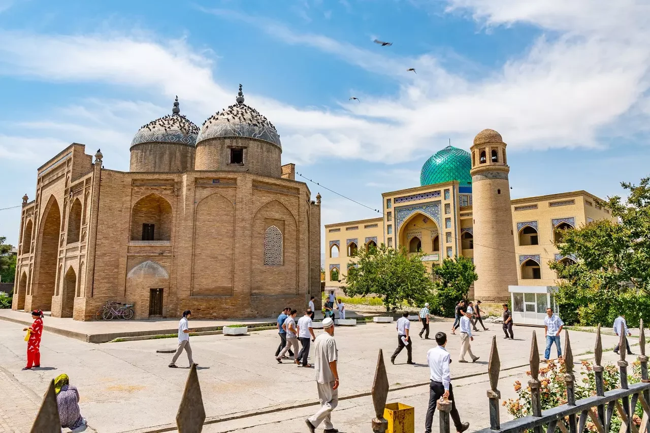 آرامگاه شیخ مصلح‌الدین خجند؛ تاریخ، معماری و راهنمای بازدید