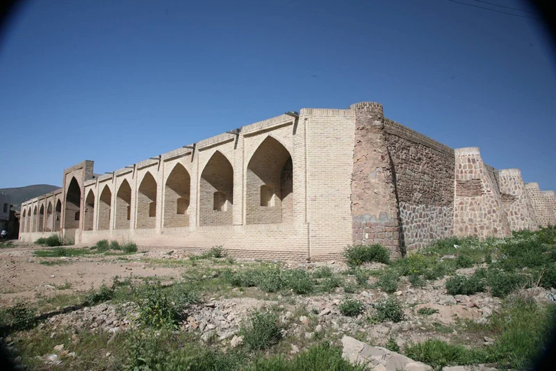 کاروانسرای آوج: یادگاری از دوران صفوی