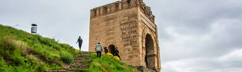 قلعه ضحاک