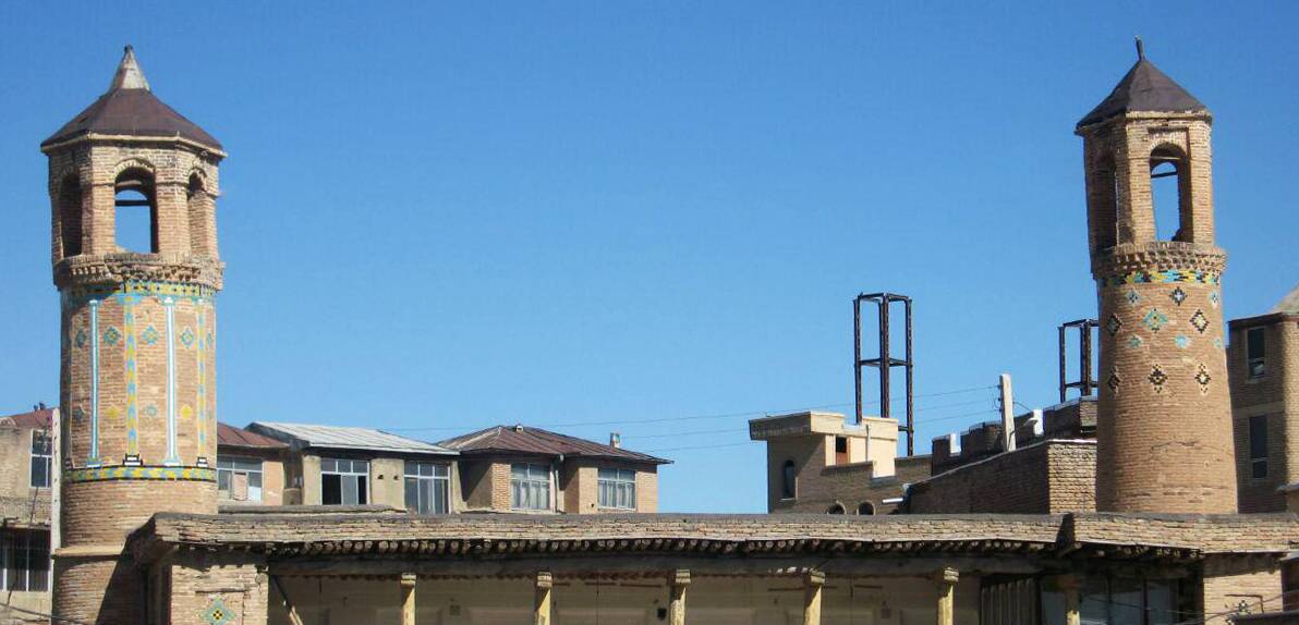 مسجد دو مناره سقز