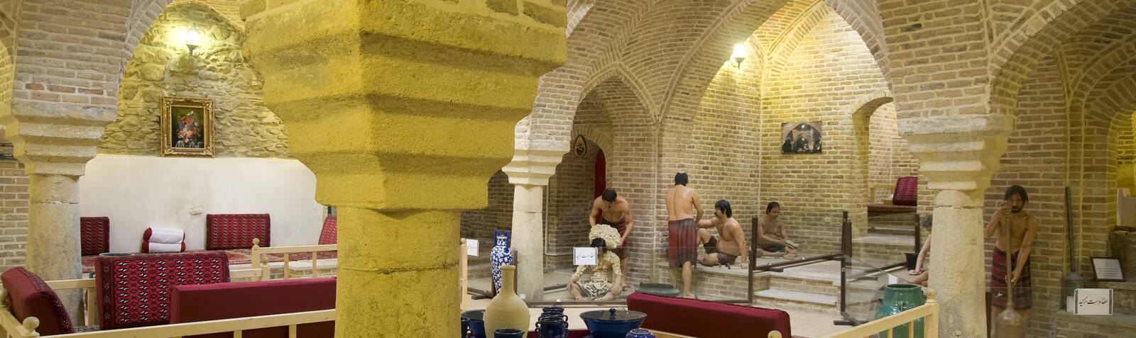 حمام قلعه (موزه مردم شناسی همدان)