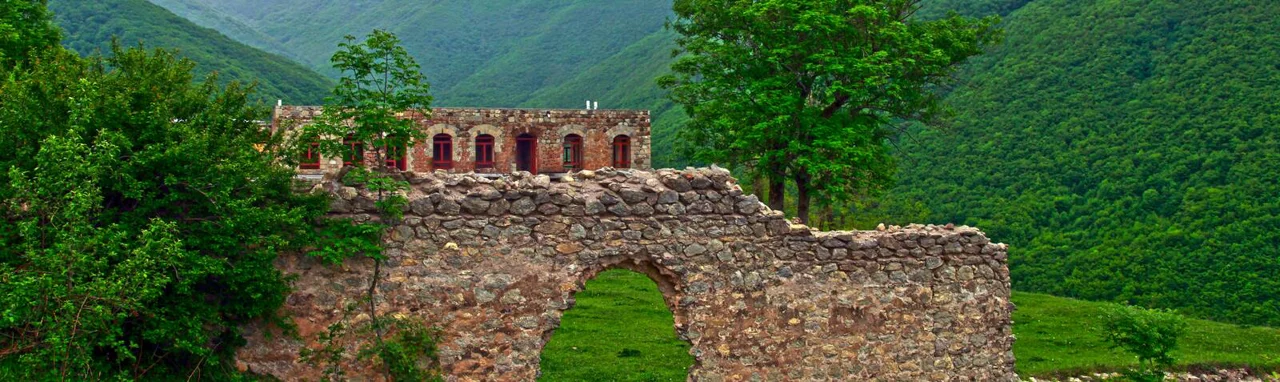 عمارت تومانیانس وینق؛ کوشکی اروپایی در قلب ارسباران