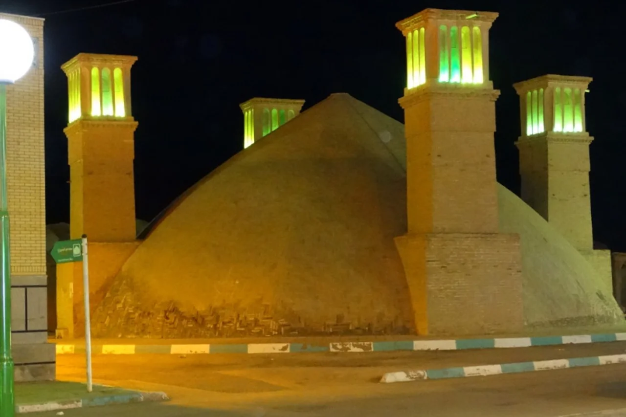 آب‌انبارهای تاریخی هرند؛ معماری قاجاری و حافظه آب در شرق اصفهان