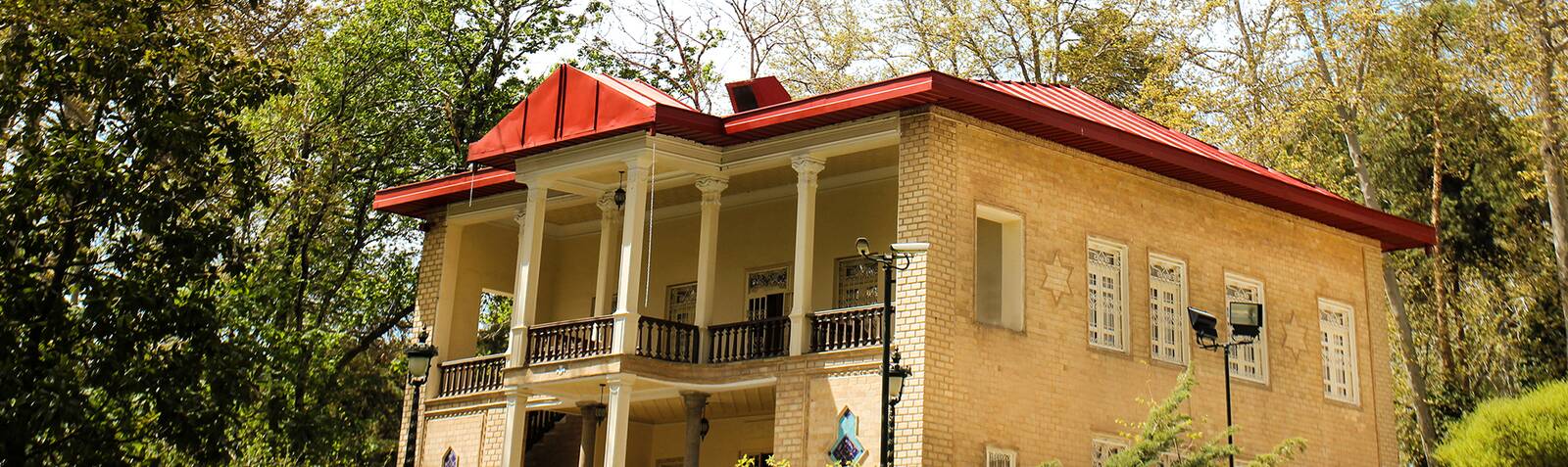 کاخ سعد آباد