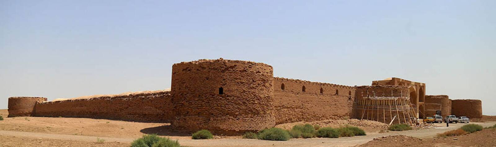 کاروانسرای دیر گچین