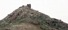 قز قلعه تاکستان: دژی بر فراز تاریخ