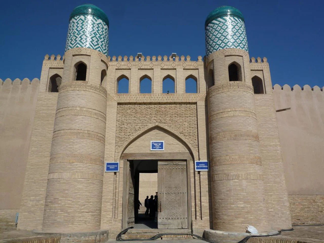 ارگ کهنه خیوه؛ راهنمای کامل بازدید از قلعه تاریخی خان‌های خوارزم