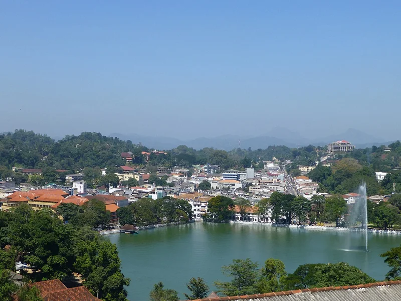 دریاچه کندی (Kandy Lake)