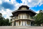 عمارت کلاه فرنگی رشت