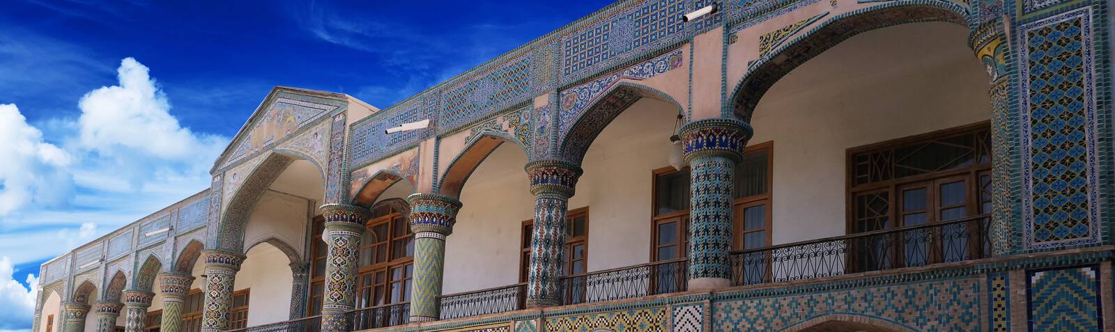 عمارت مفخم بجنورد
