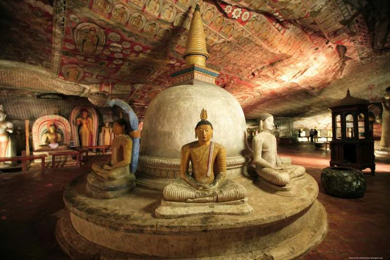 معبد طلایی دامبولا (Dambulla)