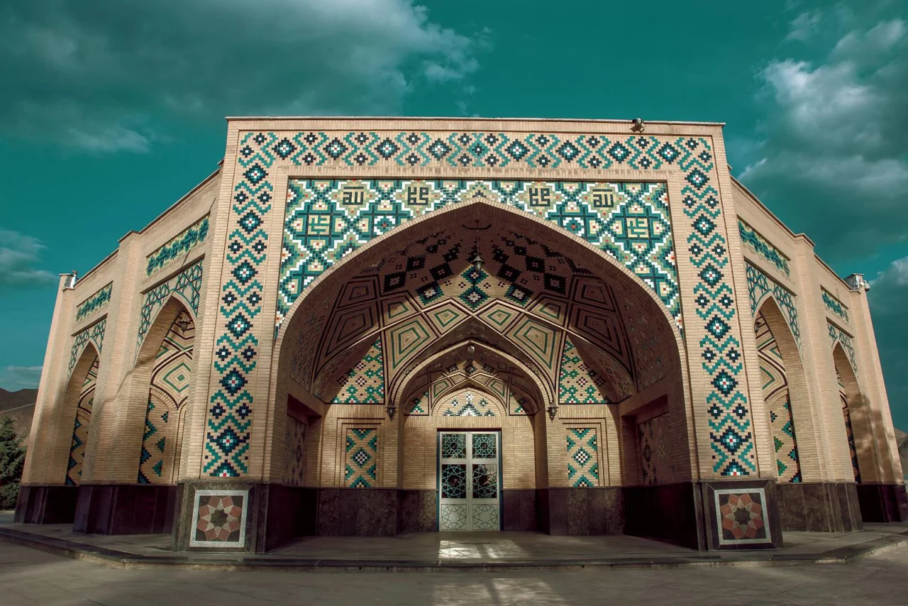 سیف‌الدوله ملایر؛ زندگی، موقوفات، پارک سیفیه و آرامگاه