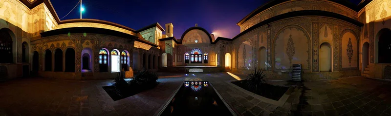 خانه طباطبایی ها