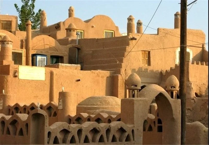 ارگ تاریخی بیاضه (قلعه بیاضه)