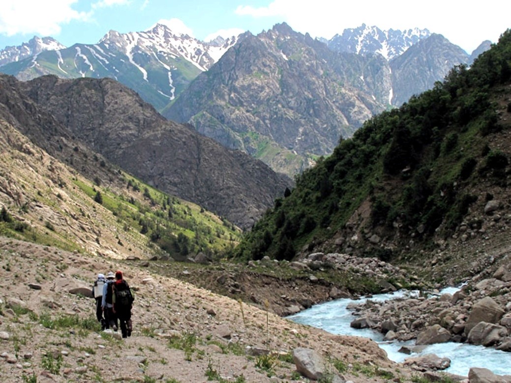درّه قره تاغ (قره داغ) تاجیکستان